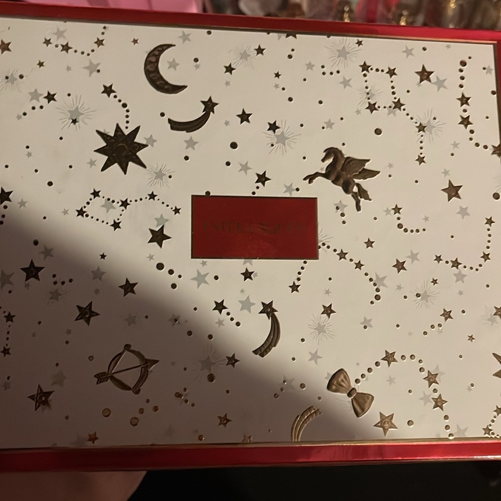 Estee Lauder Skincare Set - Picture 3 of 3